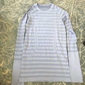 Lululemon swiftly lavender dusk size 4